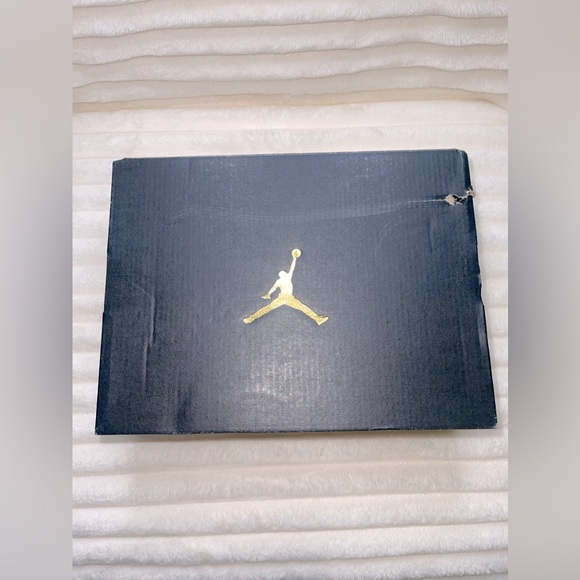 Air Jordan Access Basketball Shoes - Picture 10 of 11